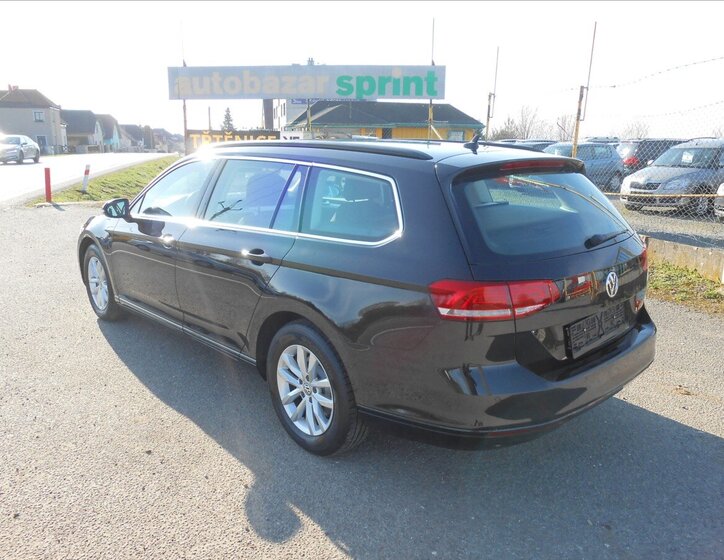 Volkswagen Passat Kombi 2,0 l 110 kw