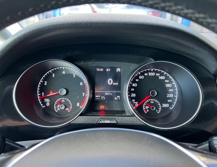 Volkswagen Golf Sportsvan 10