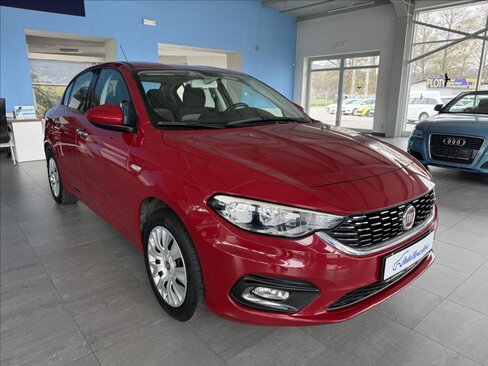 Fiat Tipo Sedan / Limuzína 1,4 l 70 kw