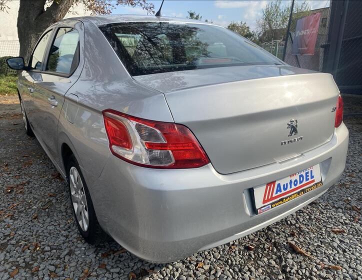 Peugeot 301 3