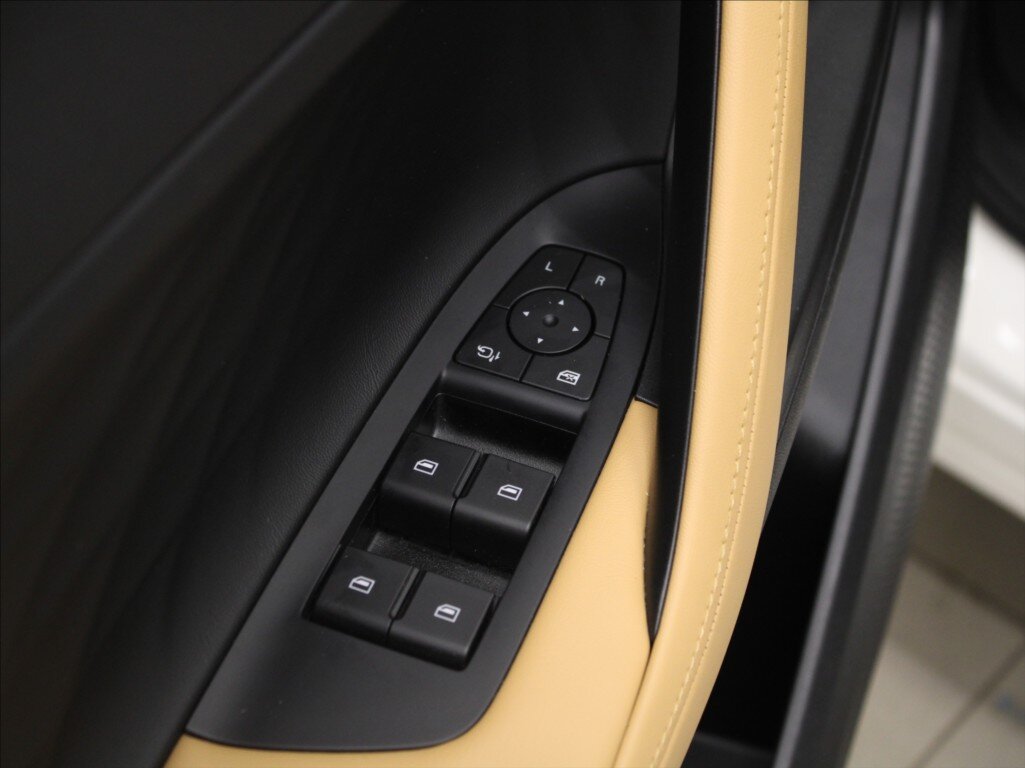 MG HS SUV 1,5 l 125 kw