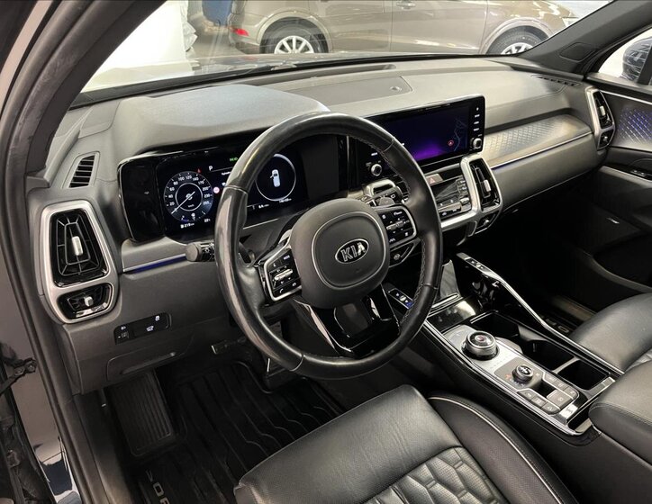 KIA Sorento 6