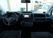 Volkswagen Multivan 27