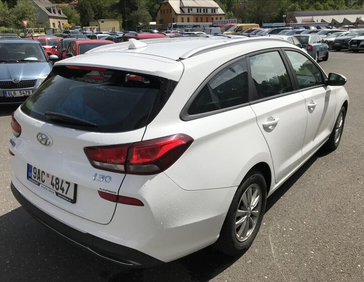Hyundai i30 Kombi 1,6 l 85 kw
