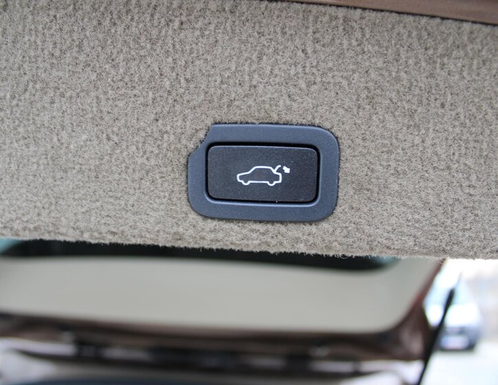 Volvo XC60 SUV / Terénní 2,4 l 129 kw