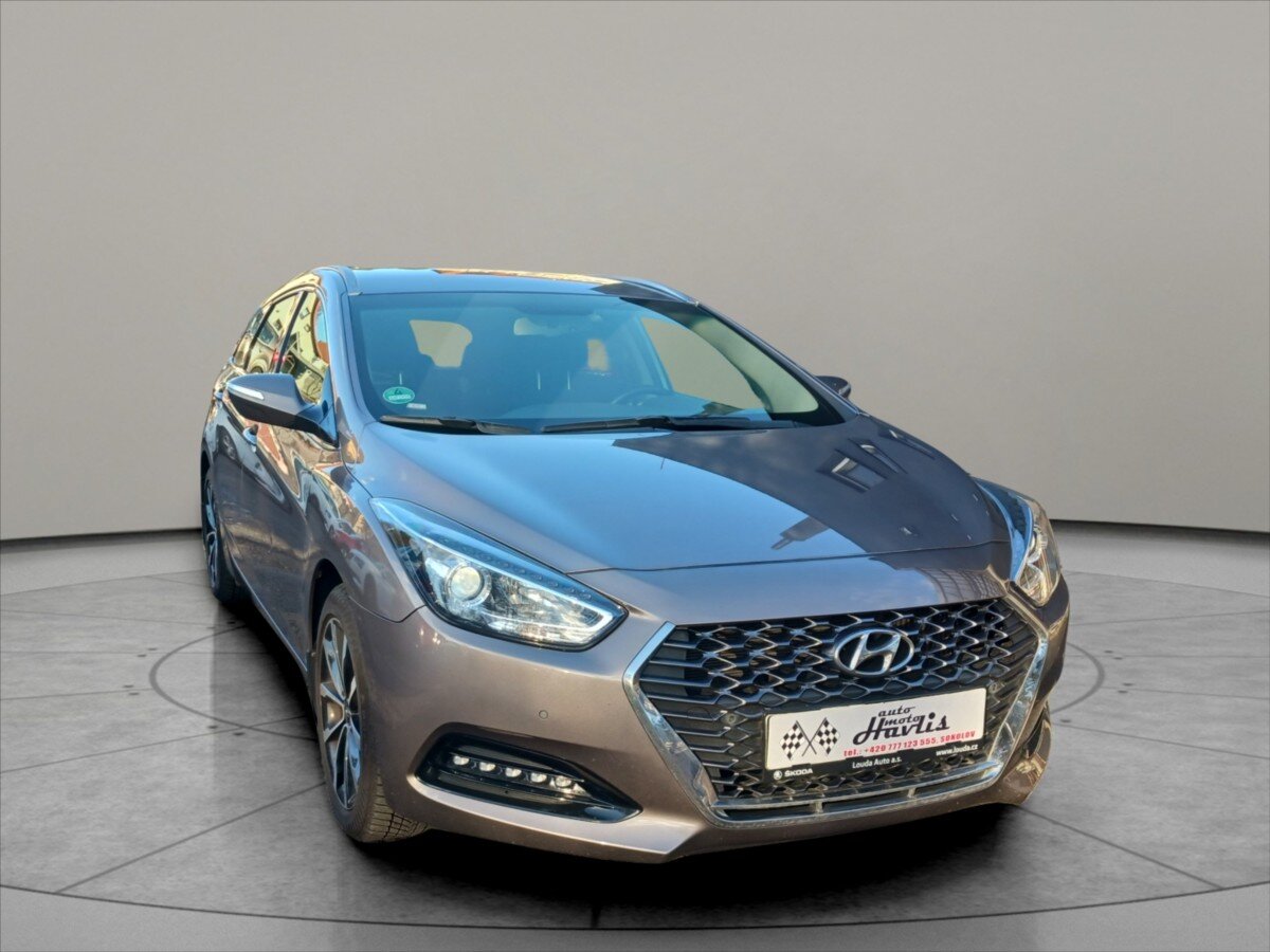 Hyundai i40 Kombi 1,6 l 100 kw