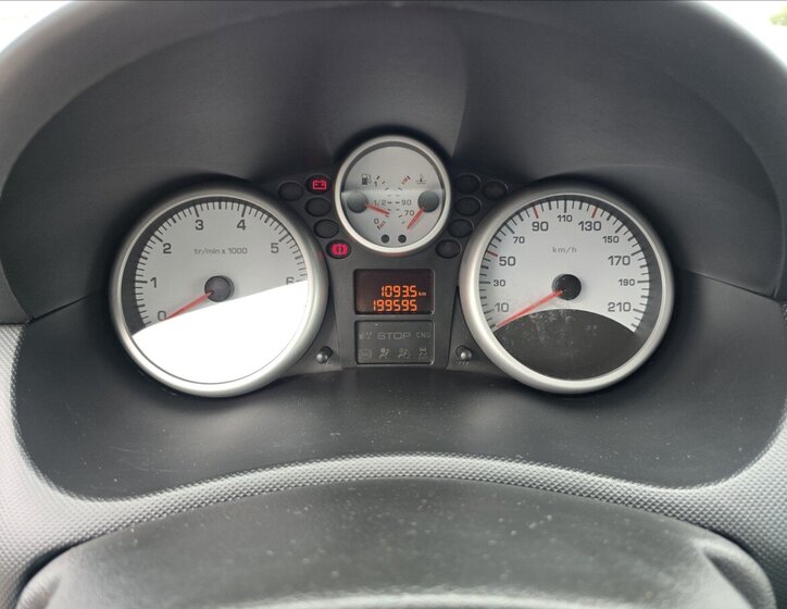 Peugeot 206 Hatchback 1,1 l 44 kw