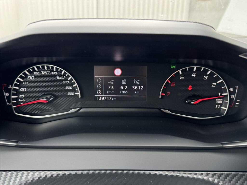 Peugeot 2008 SUV / Terénní 1,2 l 96 kw