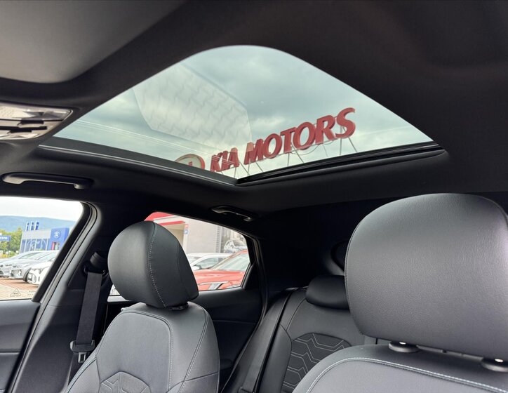 KIA XCeed CUV / Crossover 1,6 l 132 kw