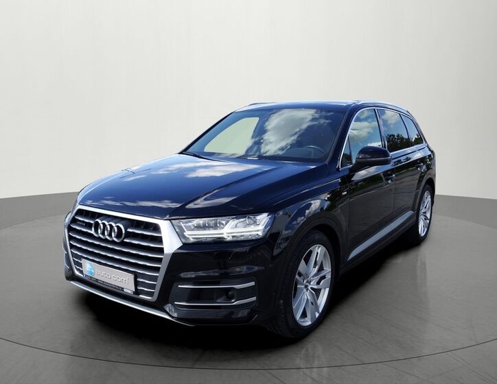 Audi Q7 1