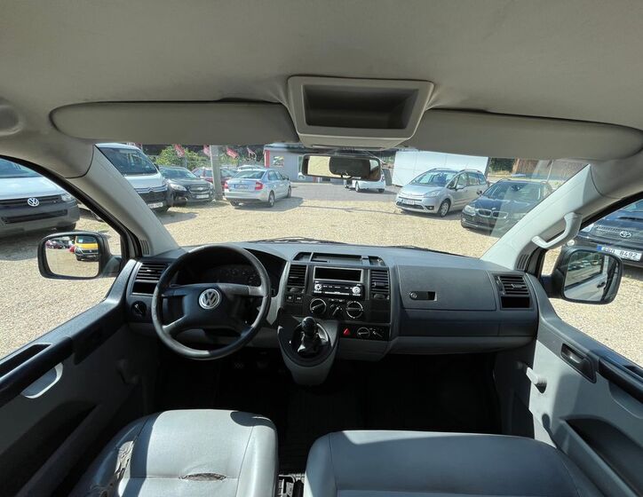 Volkswagen Transporter 19