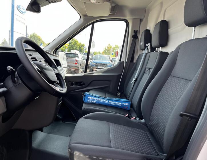 Ford Transit 12
