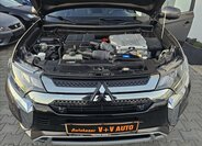 Mitsubishi Outlander 50