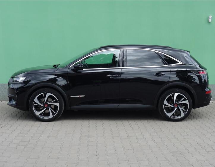 DS Automobiles DS7 Crossback 5