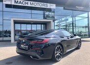 BMW Řada 8 Kupé 4,4 l 390 kw