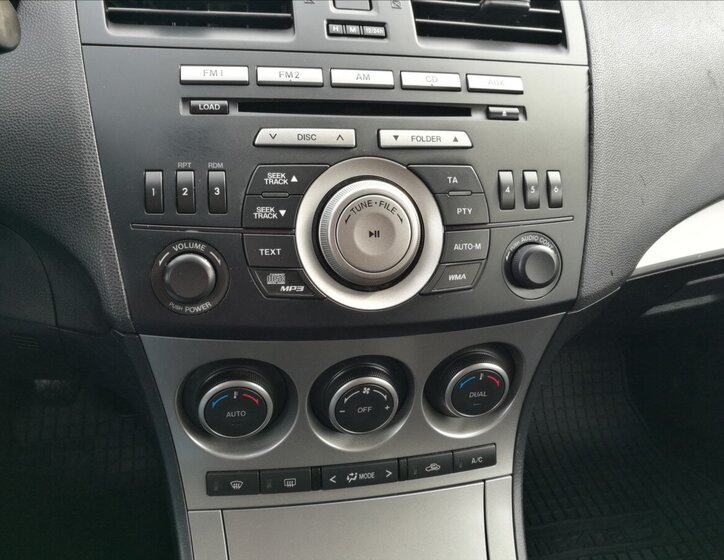 Mazda 3 Hatchback 1,6 l 77 kw