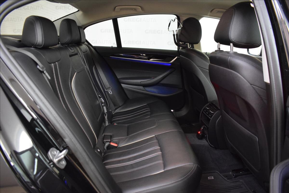 BMW Řada 5 Sedan / Limuzína 3,0 l 195 kw