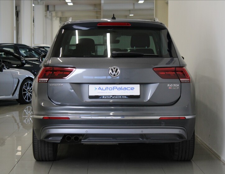 Volkswagen Tiguan 4