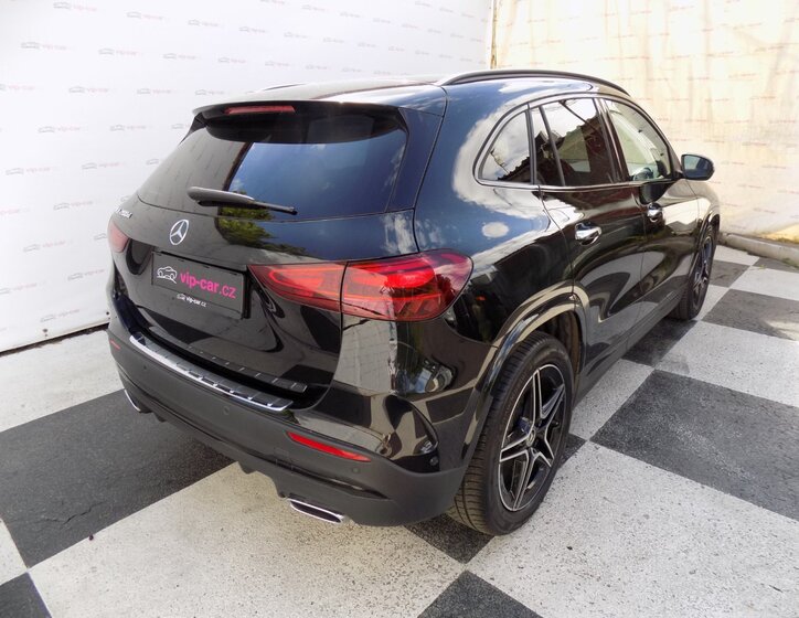 Mercedes-Benz GLA SUV / Terénní 2,0 l 110 kw