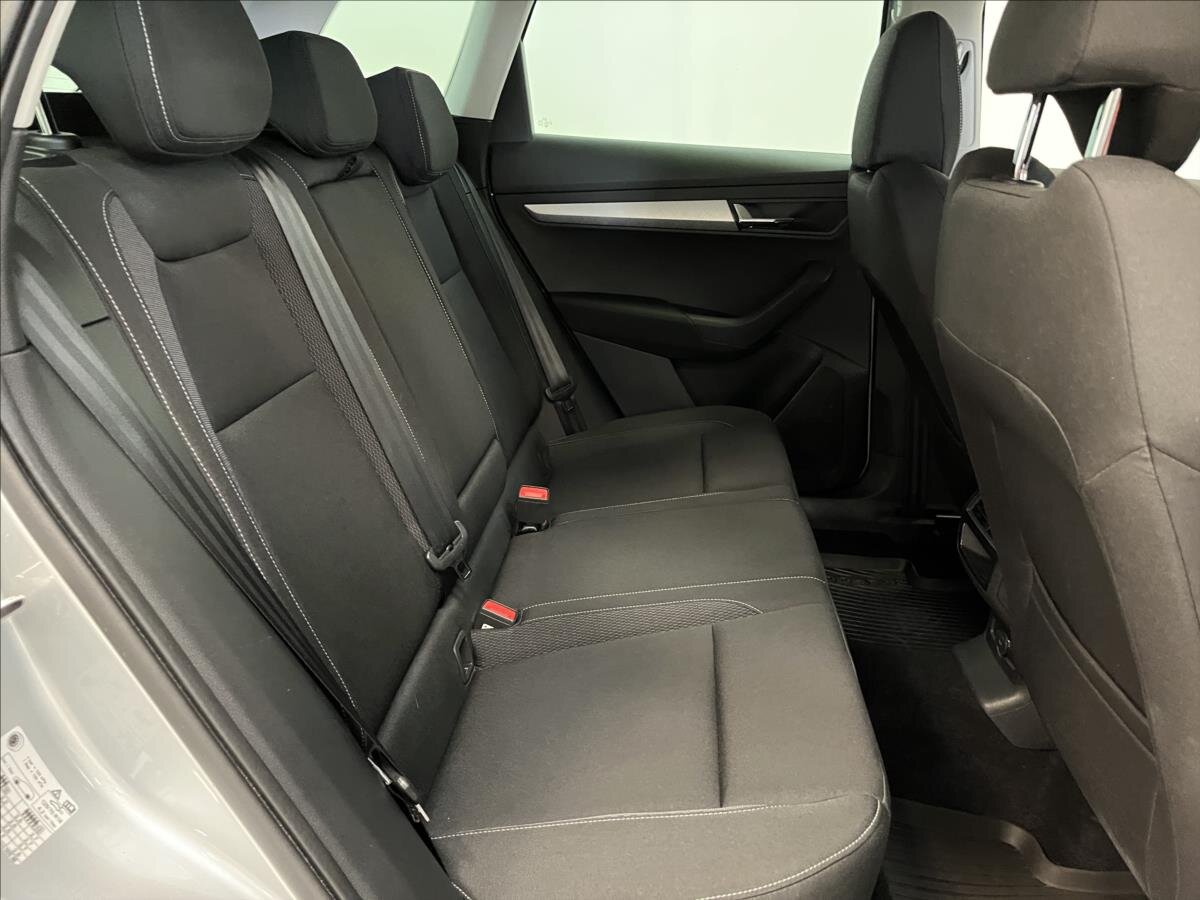 Škoda Karoq SUV / Terénní 1,5 l 110 kw