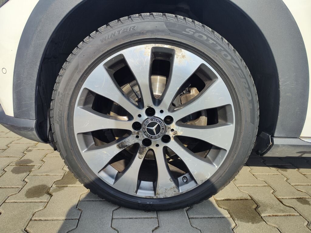 Mercedes-Benz Třídy E Kombi 2,0 l 143 kw