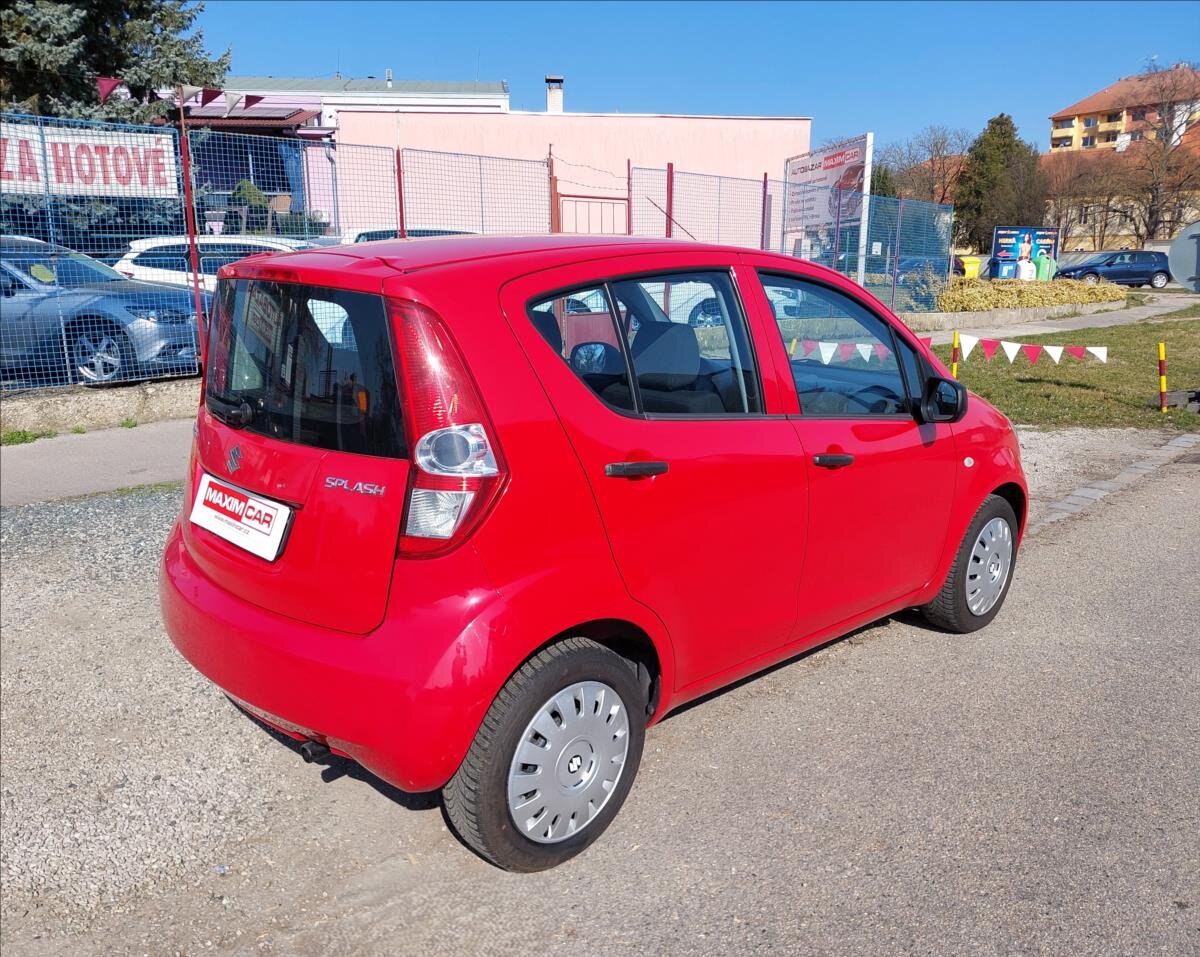Suzuki Splash Hatchback 996,0 48 kw