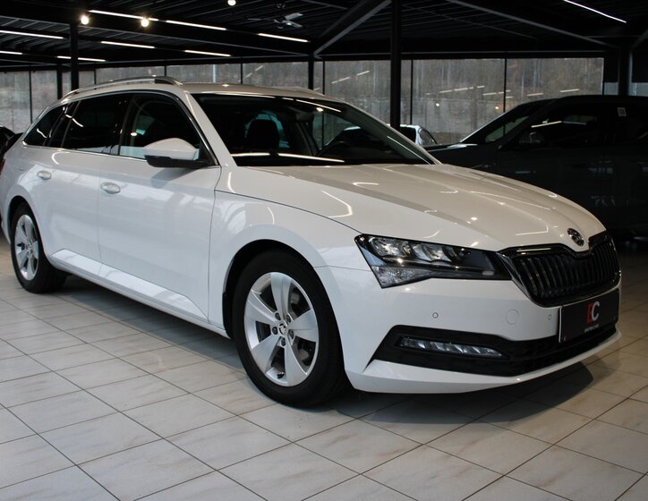 Škoda Superb Kombi 2,0 l 110 kw