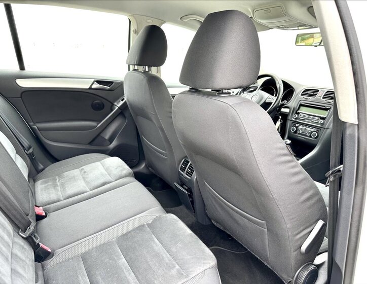 Volkswagen Golf Hatchback 1,6 l 75 kw