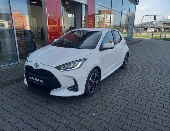 Toyota Yaris Hatchback 1,5 l 85 kw