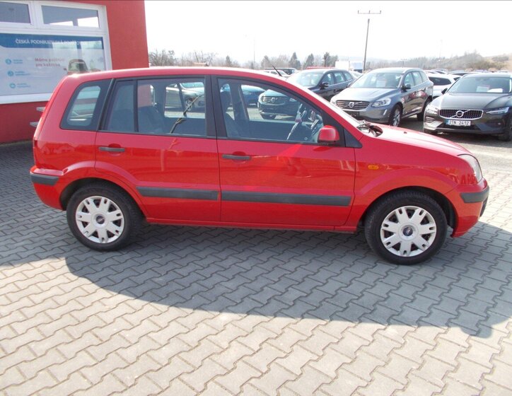 Ford Fusion Hatchback 1,6 l 66 kw