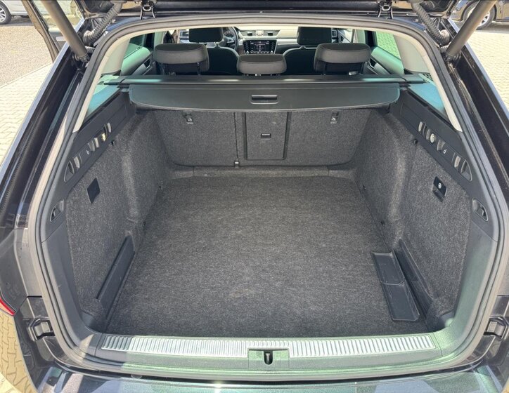 Škoda Superb Kombi 2,0 l 140 kw