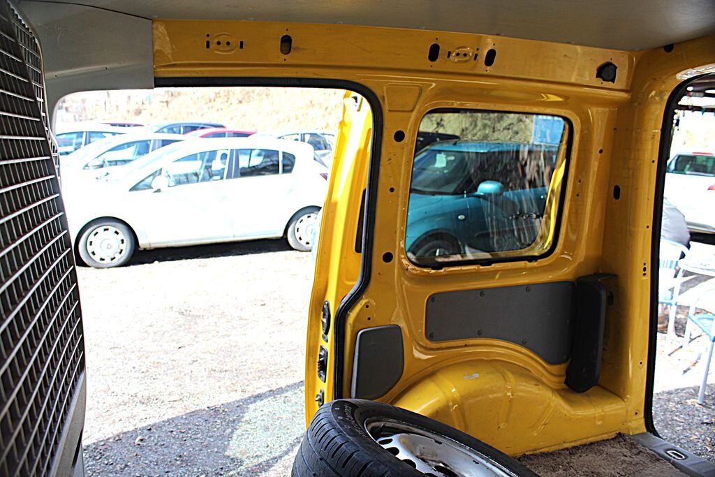 Volkswagen Caddy Skříň 2,0 l 51 kw