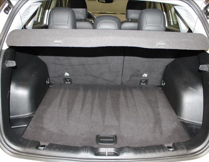 Jeep Compass SUV / Terénní 2,0 l 103 kw