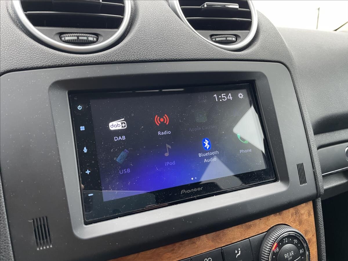 Mercedes-Benz Třídy M SUV / Terénní 3,5 l 200 kw