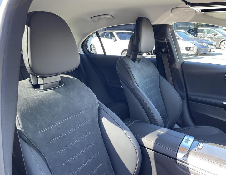 Mercedes-Benz Třídy C 16