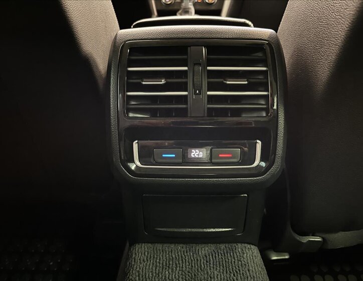 Volkswagen Passat Kombi 2,0 l 140 kw