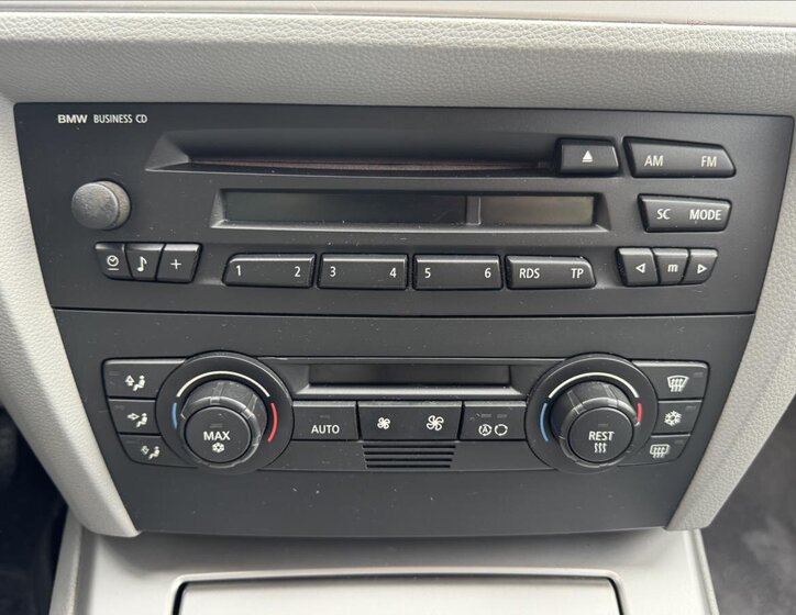 BMW Řada 3 Kombi 2,0 l 120 kw