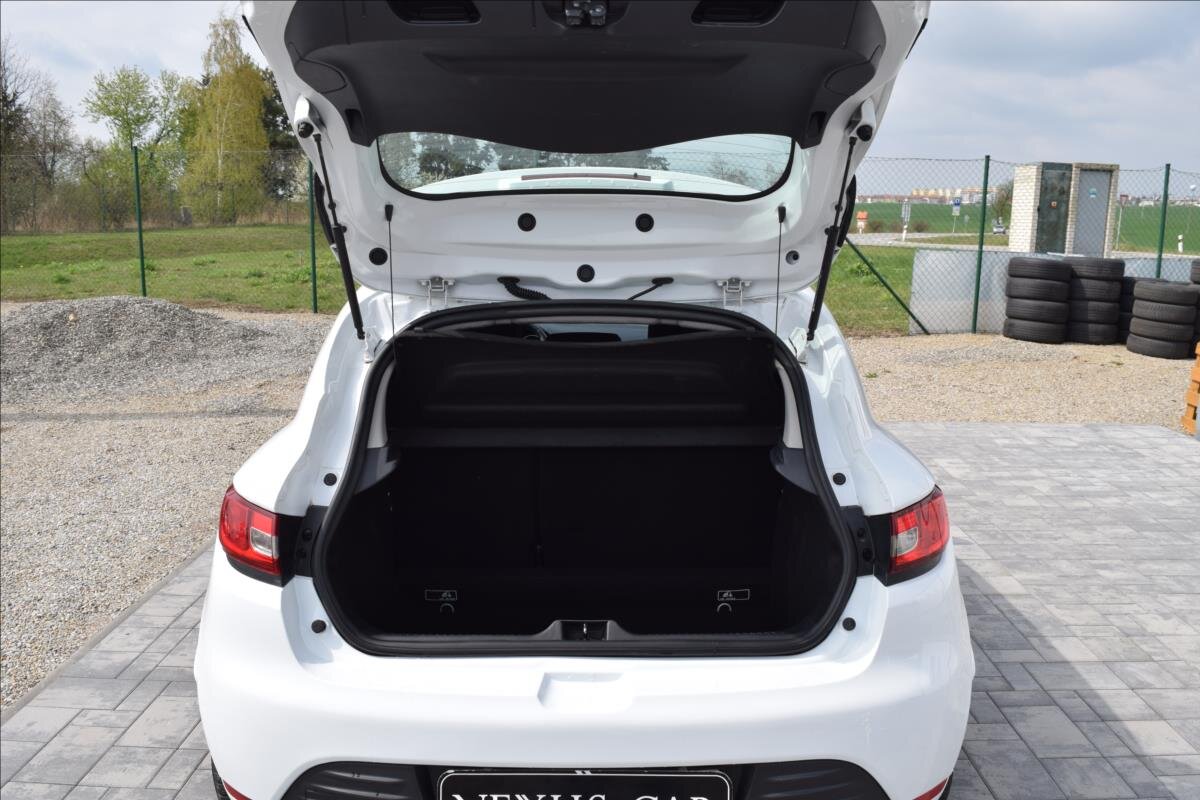 Renault Clio Hatchback 1,1 l 54 kw