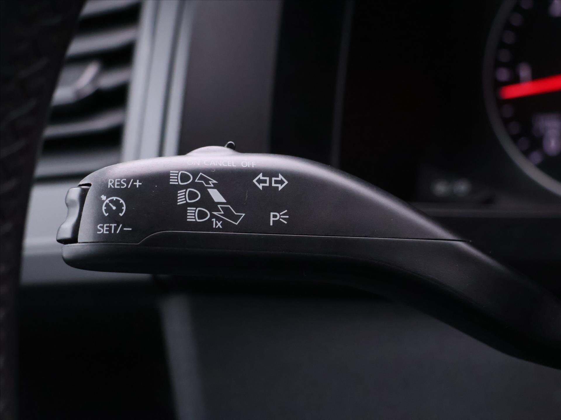 Volkswagen Transporter Kombi 2,0 l 110 kw