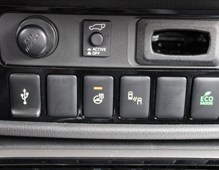 Mitsubishi Outlander SUV / Terénní 2,0 l 110 kw