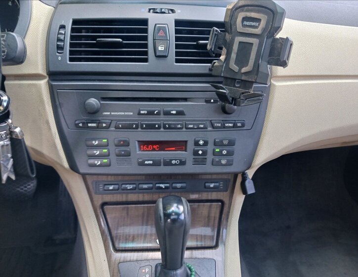 BMW X3 SUV 3,0 l 150 kw