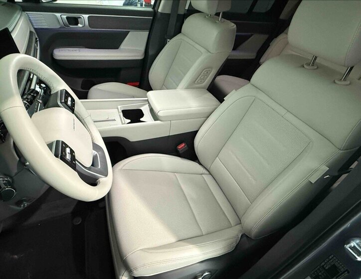 Hyundai Santa Fe SUV 1,6 l 158 kw