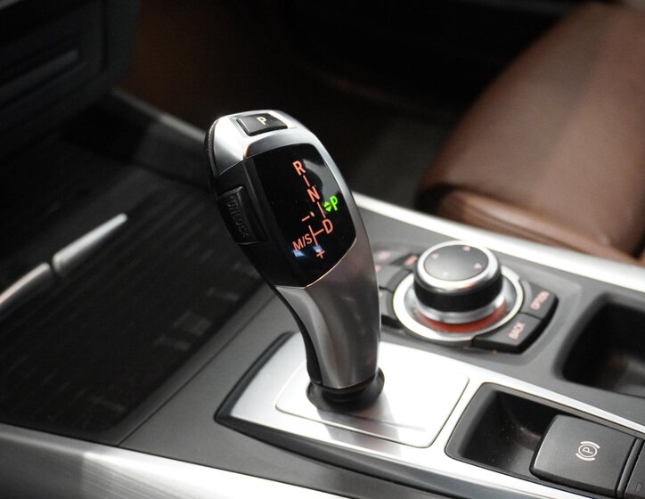 BMW X5 SUV 3,0 l 180 kw