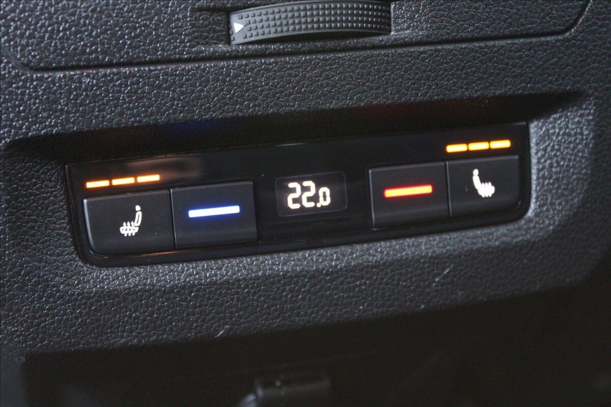 Volkswagen Touran MPV 1,5 l 110 kw