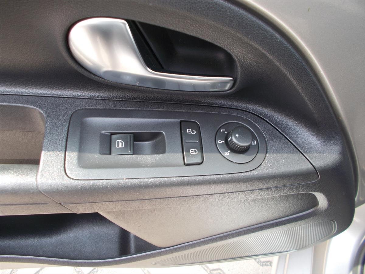 Volkswagen up! Hatchback 999,0 55 kw