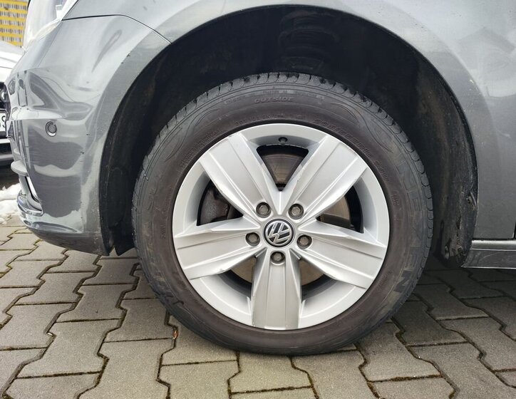 Volkswagen Caddy Skříň 2,0 l 110 kw