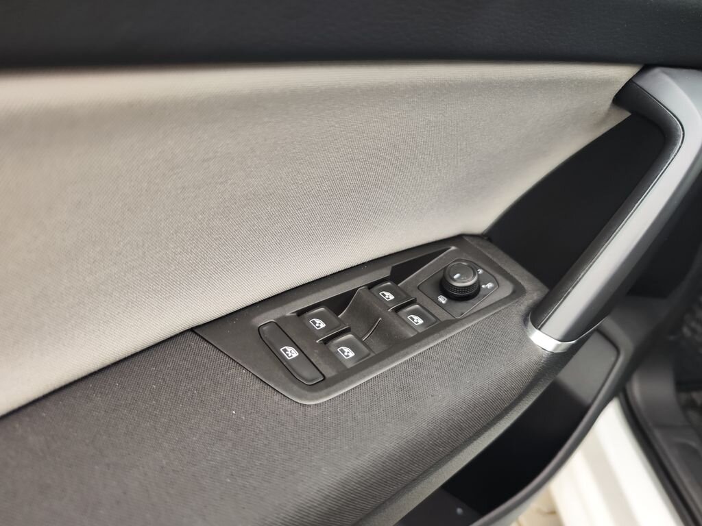 Volkswagen Touran MPV 1,5 l 110 kw