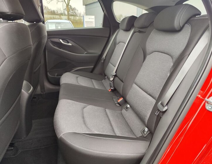 Hyundai i30 Kombi 998,0 88 kw