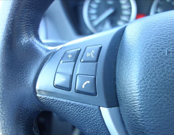 BMW X5 SUV / Terénní 3,0 l 225 kw