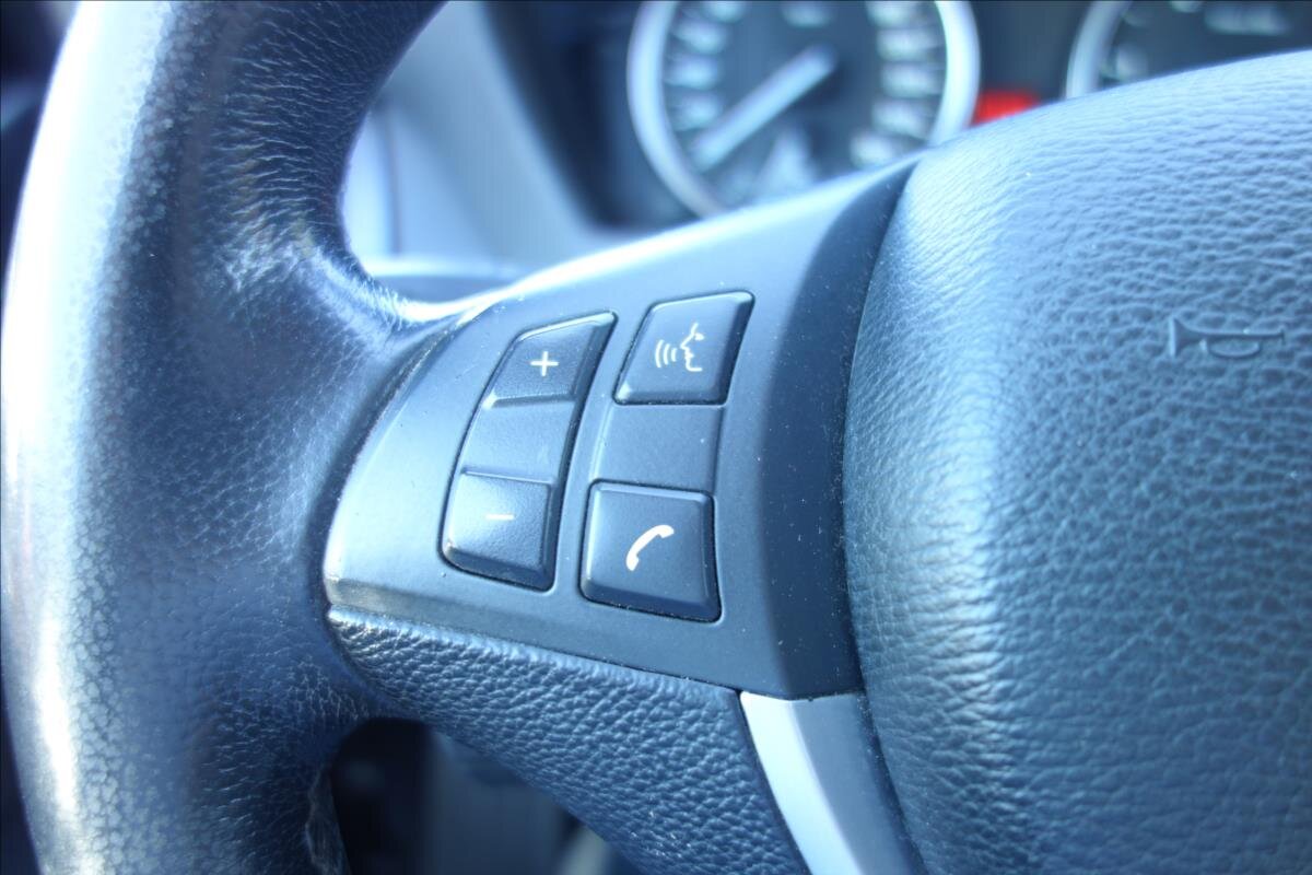 BMW X5 SUV / Terénní 3,0 l 225 kw